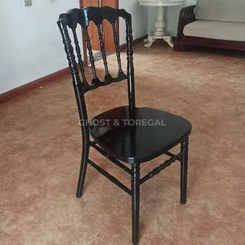 Wholesale Stackable Solid Wood Napoleon Chairs for Events Wedding Party
