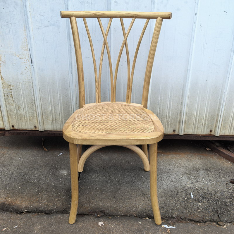 Rustic Vintage Stackable Solid Wood Willow Chair Rattan Seat for Events
